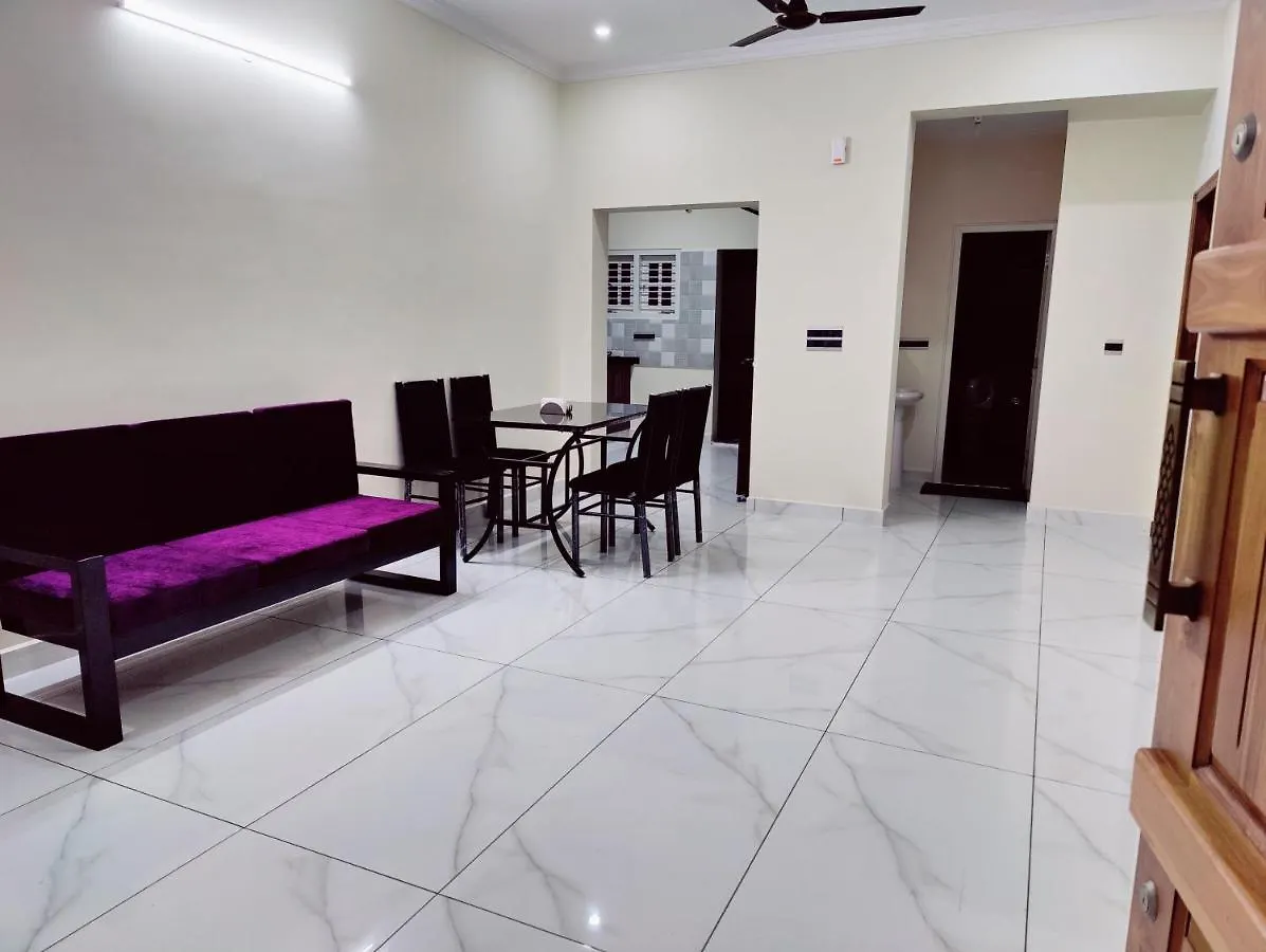 Floral Service Apartments Mysore 0*,