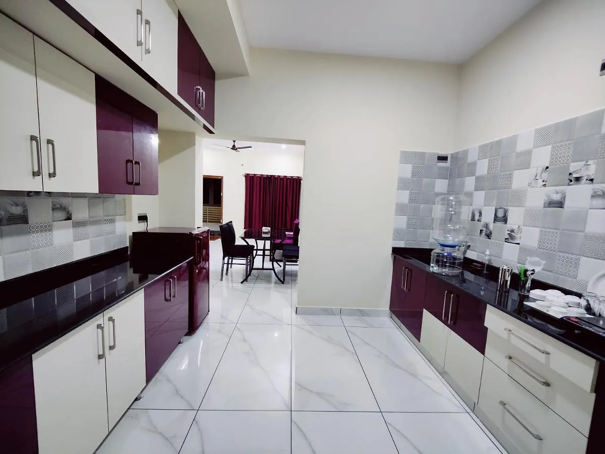 Floral Service Apartments Mysore 0*,